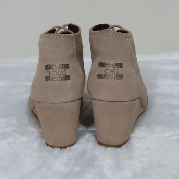 TOMS Kala Women's Wedge Lace up Ankle Boots Round Toe Desert Taupe Suede 8.5W - Picture 3 of 7